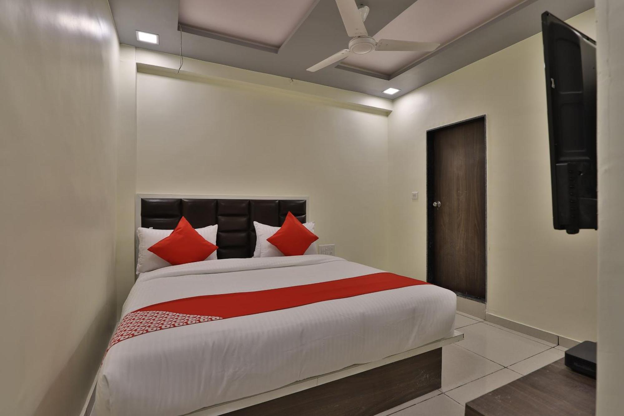 Hotel O Sunway Ахмедабад Экстерьер фото
