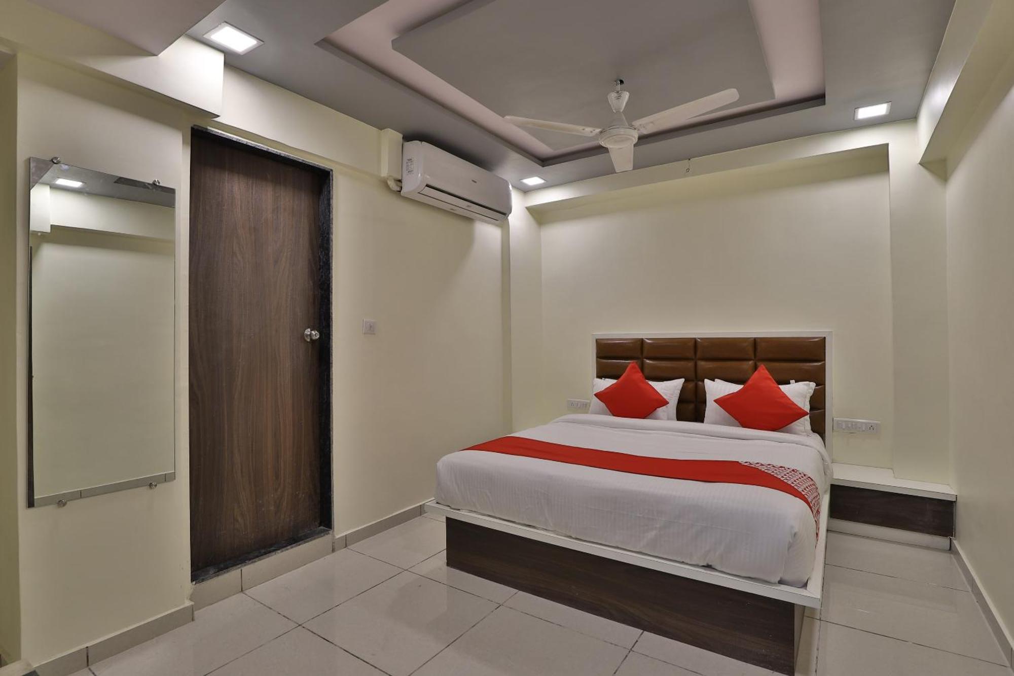 Hotel O Sunway Ахмедабад Экстерьер фото