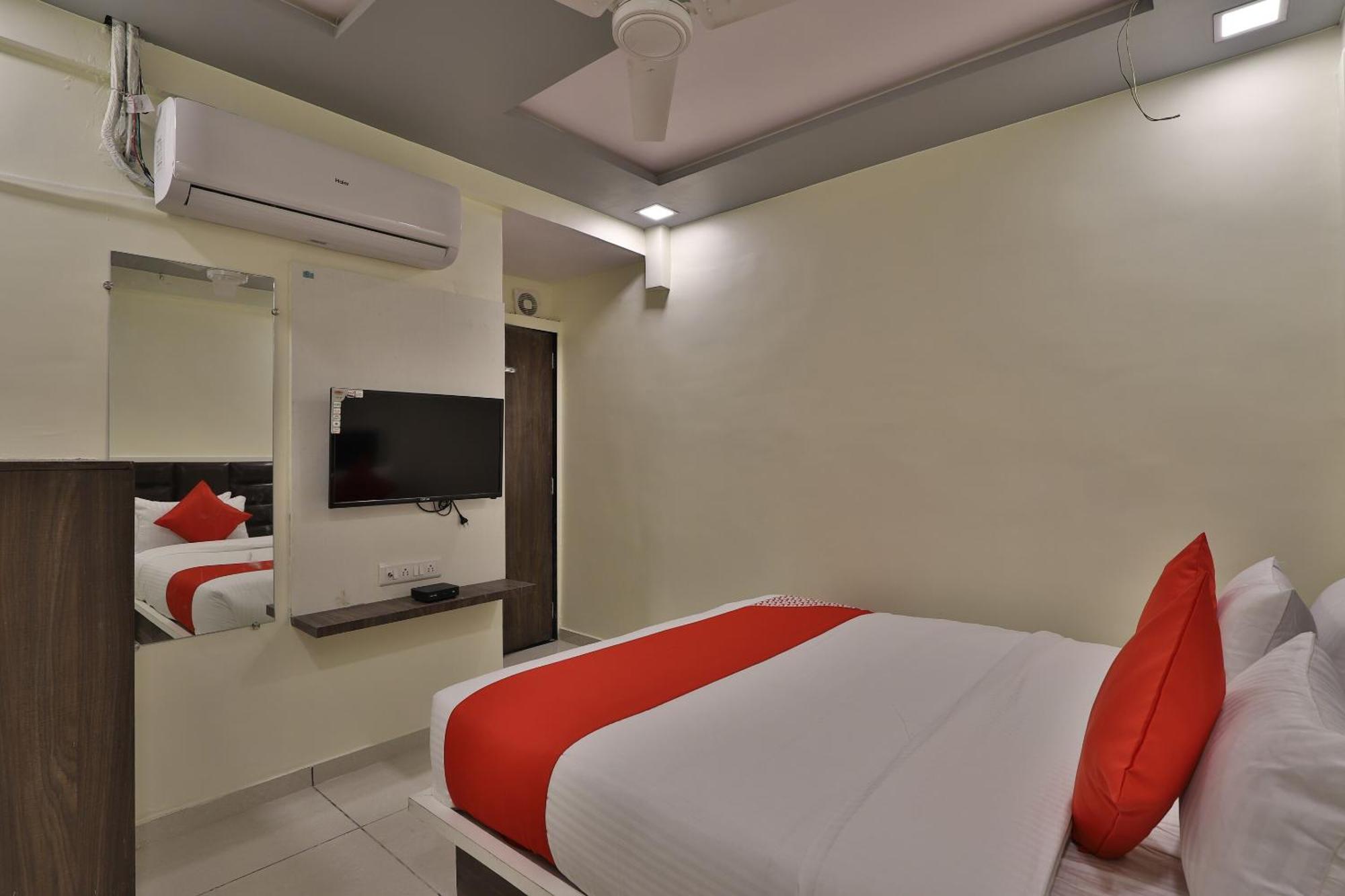 Hotel O Sunway Ахмедабад Экстерьер фото